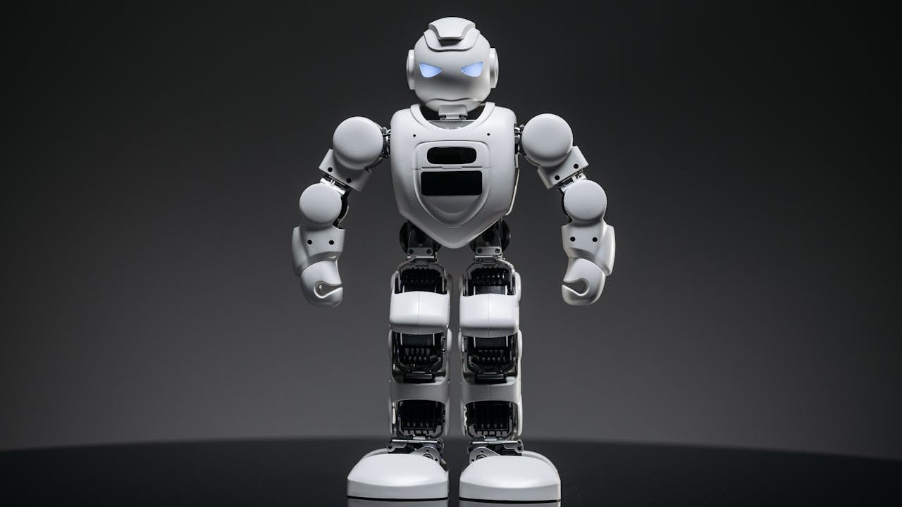 The Future of Humanoid Robots: A Deep Dive into NEO Gamma by 1X